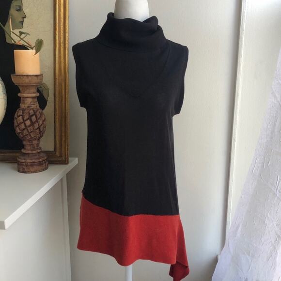 Robert Rodriguez Asymmetric Sleeveless Knit Top - Picture 1 of 5